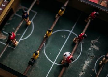 Dencker tänker: ”Jämnt skägg mellan två välrakade killar”